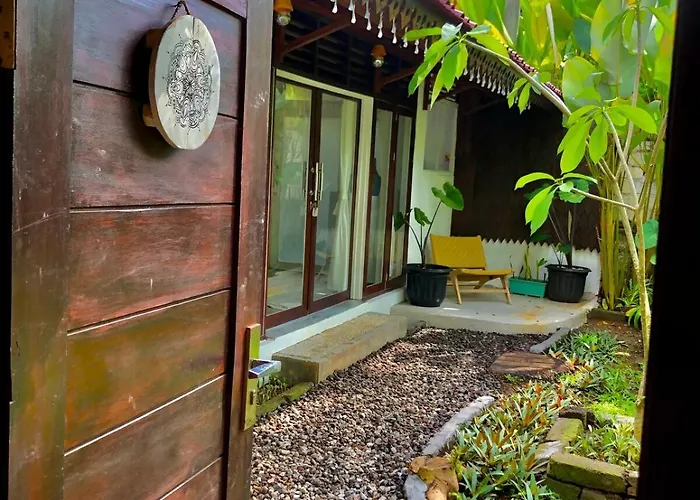 Auroville Private Garden 3*